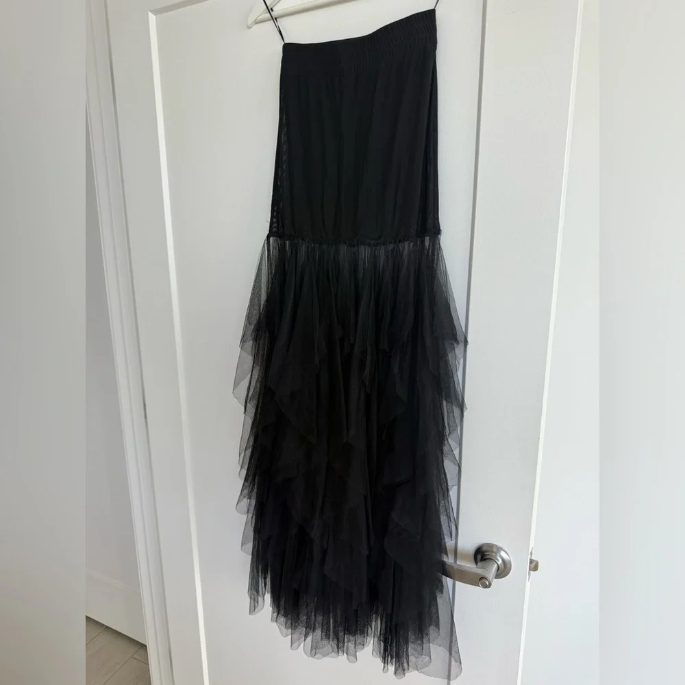 Elegant Black Sheer Tulle Skirt. Size S. Like New - Picture 5 of 9